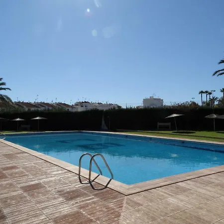 Inez شقة تورّيفيِخا